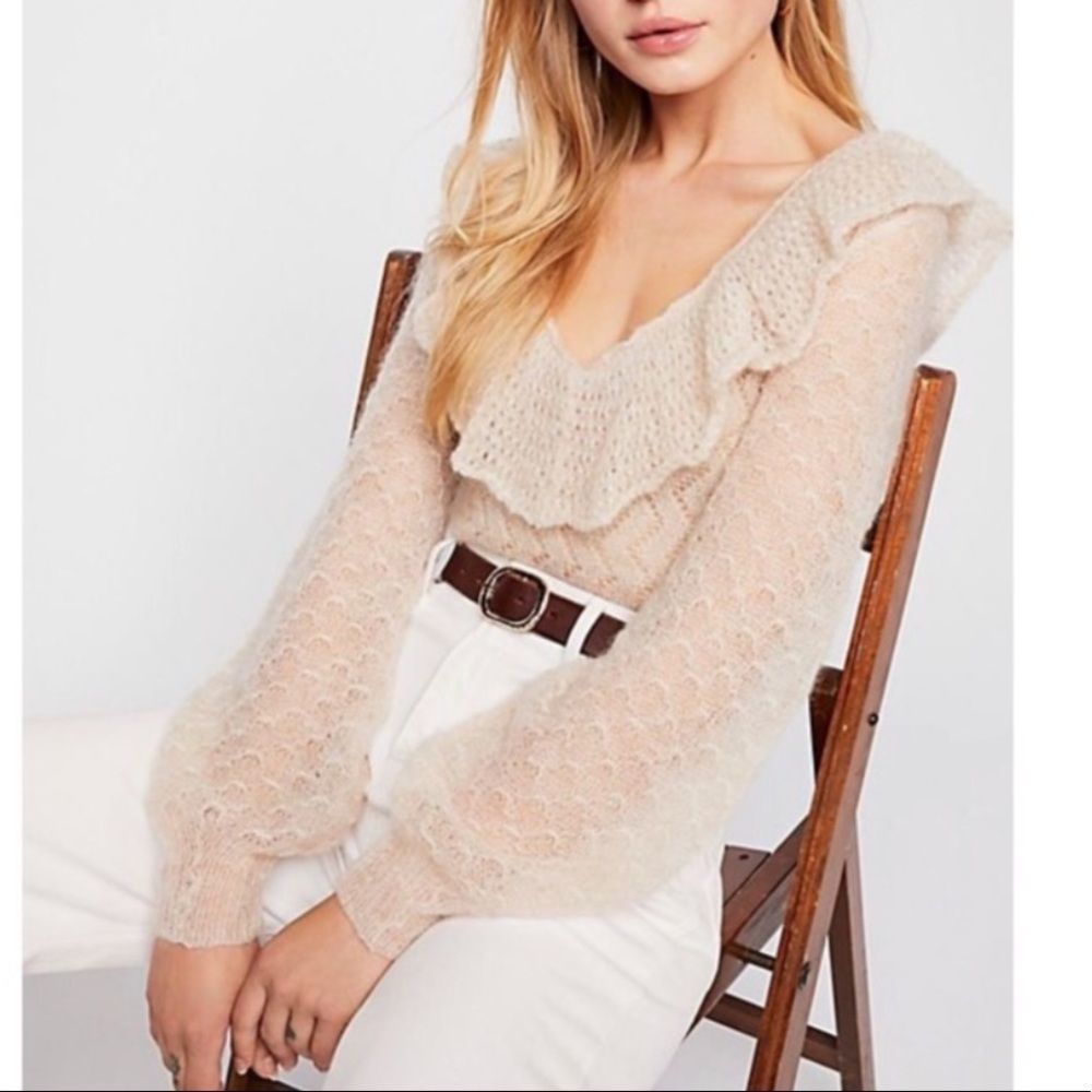 NWT Free People Macaroon Lightweight Sweater
